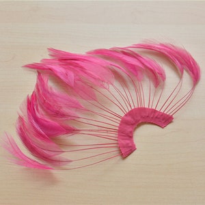 Sweet Pink Stripped Hackle Feather Fan Plume Feathers Fringe Trimmings for Fascinators & Hat Making Millinery Supplies Party Decor 1 Piece