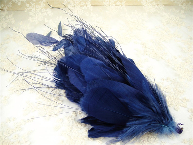 Fleur torsadée cheveux fleur casque chapellerie plume Mont Barrettes accessoires Bibi fleur de plume pour partie bal de mariage image 3