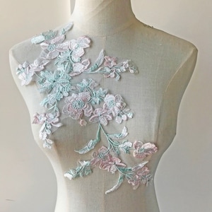 Floral Lace Applique Motif Materials Embroidery Lace Patch Sewing on Bridal Wedding Ballroom Latin Dress Dance Costume Handcrafts 1 Piece