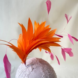 Customize Bridal Dyed  Feather Flower Mount Bouquet Faux flowers Millinery Goose Stripped Coque Feathers for Hat Making 1 Piece