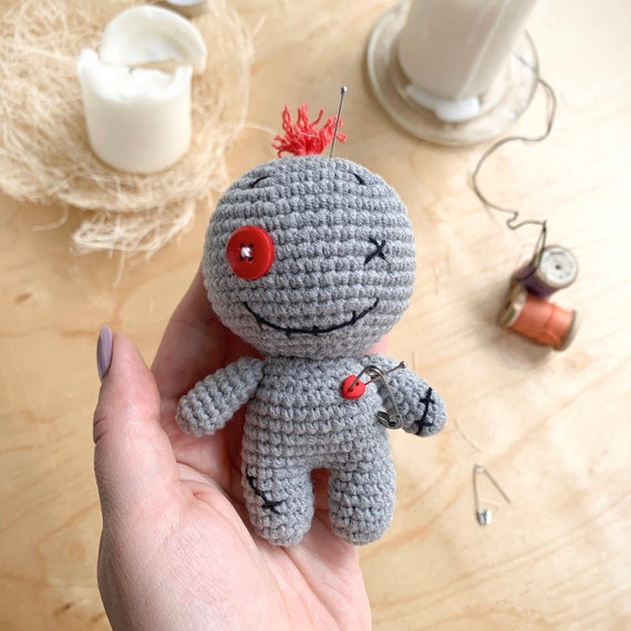 amigurumi voodoo doll