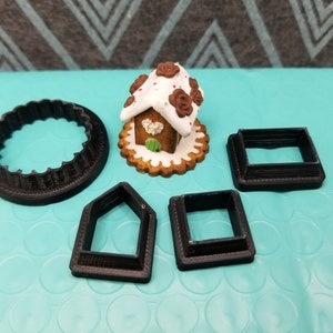 Set of 4 peices Gingerbread House Cutters