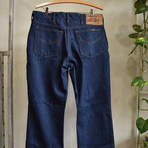 Vintage 1970s NWOT Roebucks Dark Wash Flared Leg Bootcut Jeans // Never Worn Retro 70s Western Jeans Sears Scovill Zip // 34 x 29