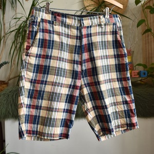 60s Madras Plaid Bermuda Shorts // 1960s Mod Preppy Neutral Checked Indian Cotton Beach Pool Cabana Rockabilly Above Knee // 30 Waist