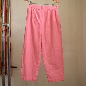 Vintage 50s 60s Bubblegum Pink Ultra High Waist Capri Pants // Cropped Midcentury Bright Pastel High Waters Clam Diggers // 26&quot; Waist