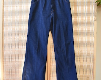 Vintage 1970s Sears Perma Prest Denim Bell Bottoms // Retro 70s Dark Wash Denim Flares Rough Housers Kids Children's Jeans // Size 14