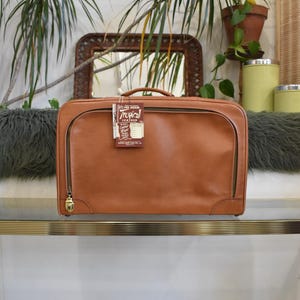 NWT-leren reistas jaren 40/50 NWT//Cognac leren ongebruikte New Old Stock-koffer met slot en sleutel en originele tags GROOT