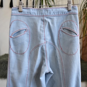 70s Western Schlaghose Schlagjeans Zick Zack Stich RAD Unikate Taschen // Cowgirl Schlaghosen leichte Wasch Booty Denim Pants Mid Rise 26 Taille