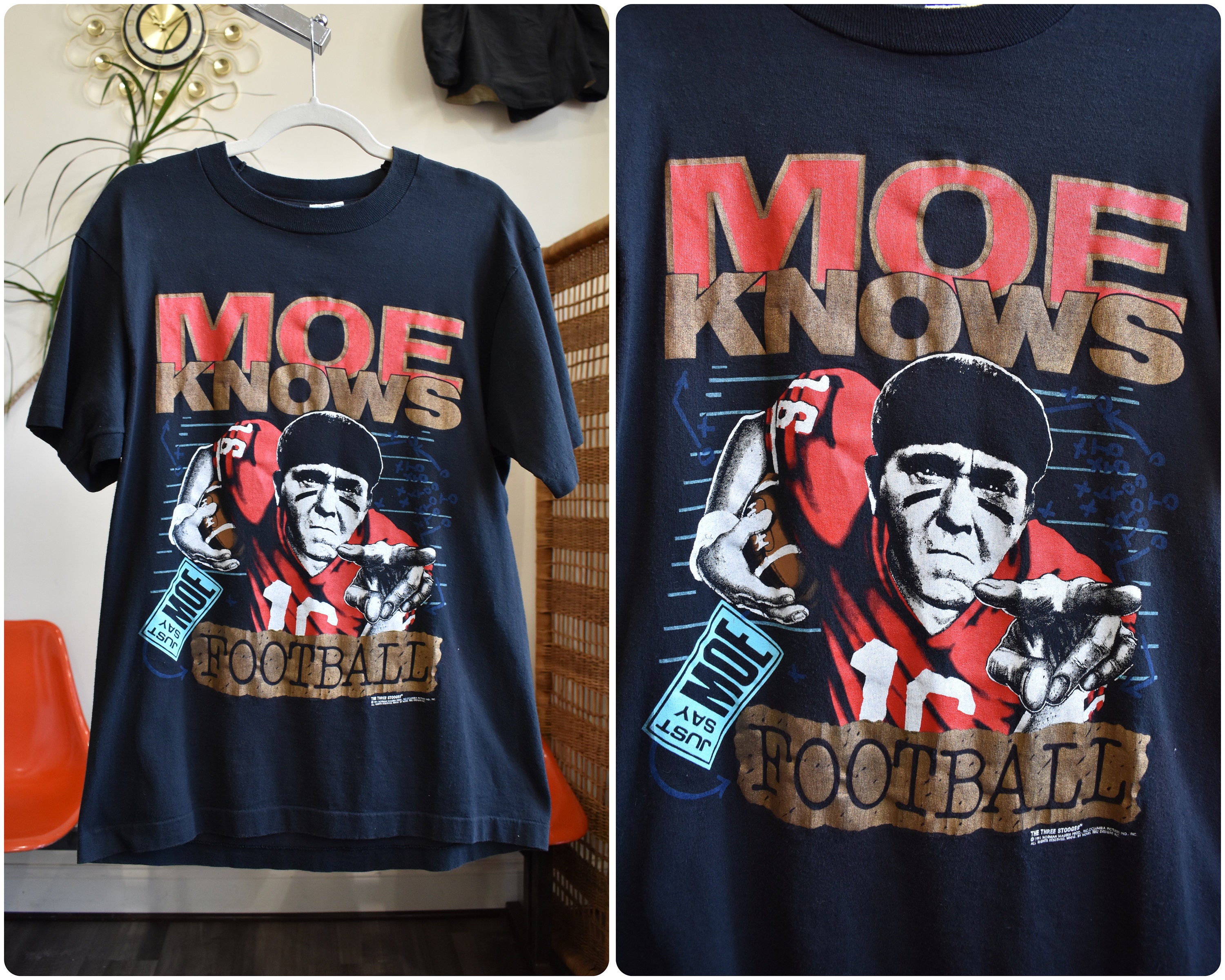 ヴィンテージ The Three Stooges MOE Tシャツ Vintage 1990s 3 Stooges Moe Knows Football Sports Graphic