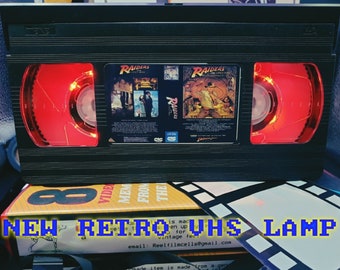 Lámpara retro VHS, En busca del arca perdida, luz nocturna impresionante coleccionable, ¡calidad superior! Regalo increíble para cualquier fanático del cine