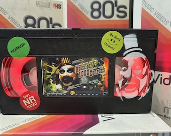 House of 1000 Corpses VHS Lamp With Airbrushed Artwork ,Top Quality!Amazing Gift For Any Movie Fan,Man Cave Ideas! Stunning