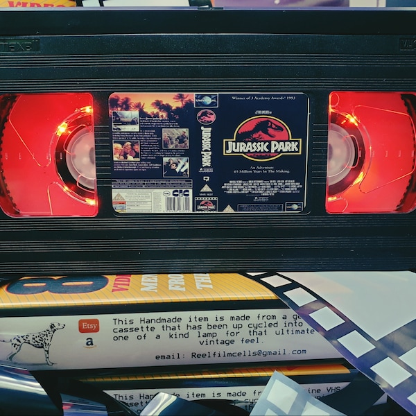 Retro VHS Lamp,Jurassic Park,Top Quality!Amazing Gift For Any Movie Fan,Man Cave Ideas! Stunning Collectible S2