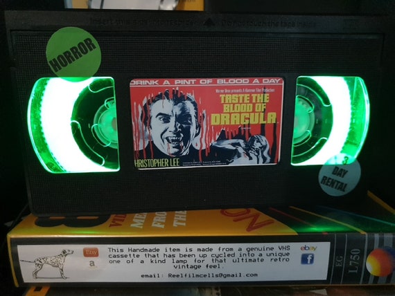 pista a nombre de sequía Retro VHS Lámpara prueba la sangre de Drácula Increíble - Etsy España