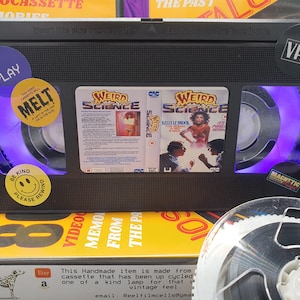 Weird Science Classic VHS Tape Night Light tafellamp prachtige L@@k S2 Of kies een film!
