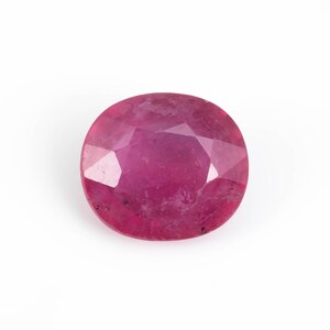 Oval Cut Natural Ruby Gemstone: 4.90 Ct Certified Red Corundum | 10.79 × 9.55 mm