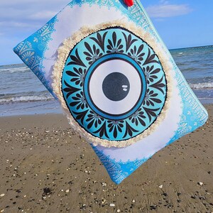 Custodia Boho con design EVIL EYE Borsa per trucco tribale Boho floreale azzurro con cerniera Borsa da viaggio per bikini da spiaggia, regalo greco immagine 2