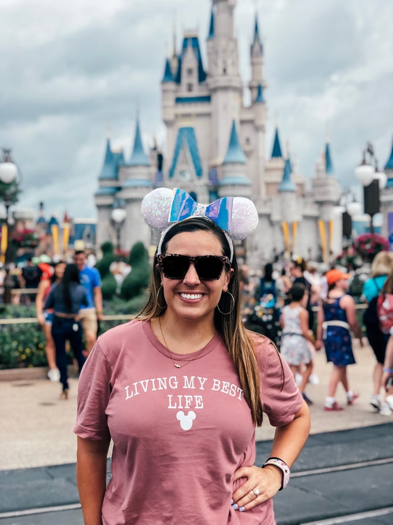 AJh,living my best life disney shirt 