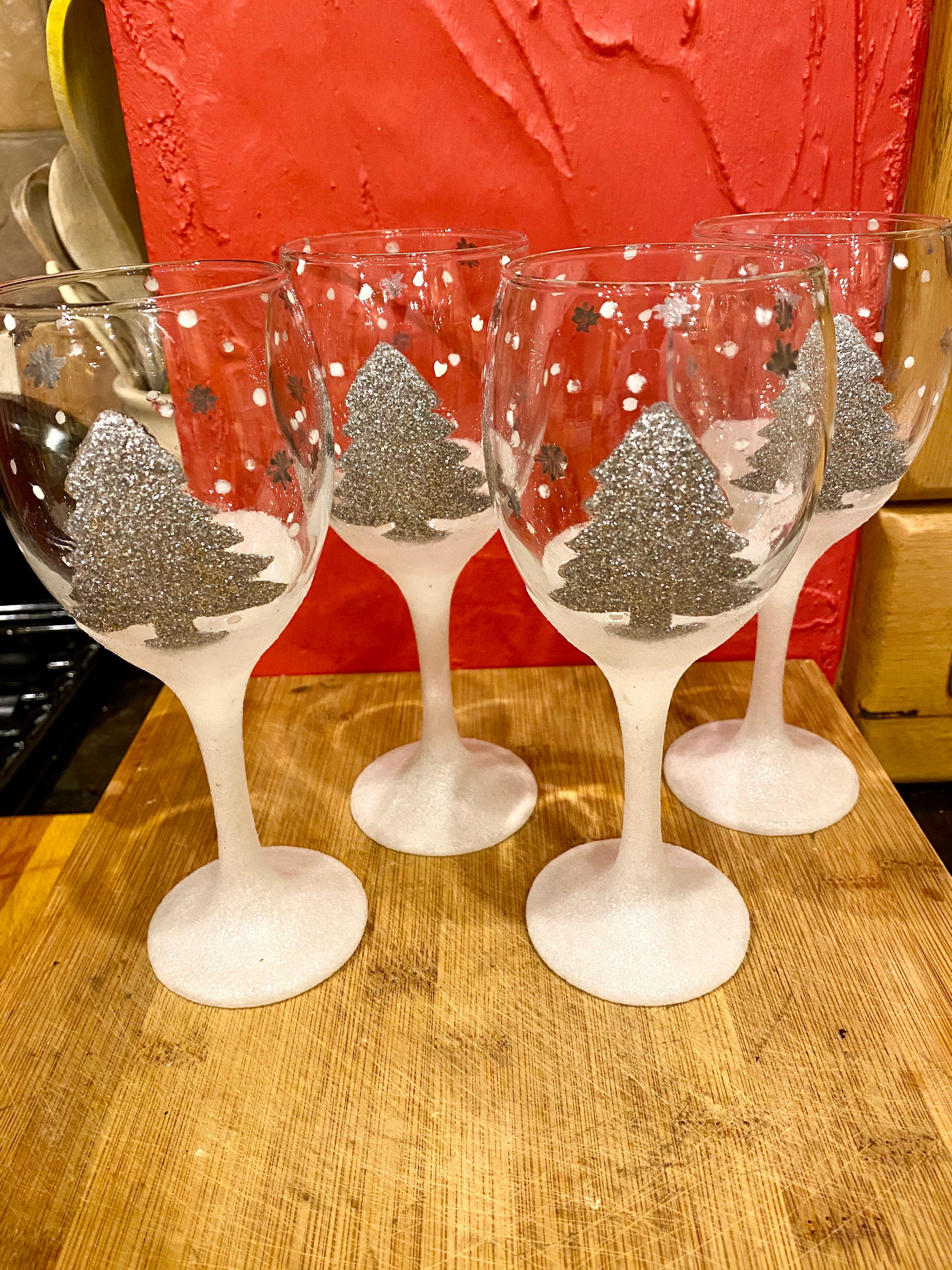 Christmas Tree Glitter Wine Glass 