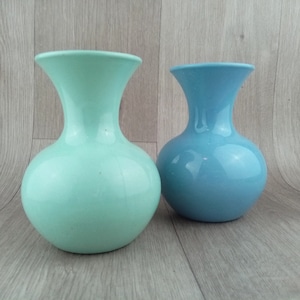Vintage Fun Mid Century Acrylic Vases, Green and Blue, 1960/70s Design, Art vase, 5.5&quot; / 14 cm tall, Kitchen home decor