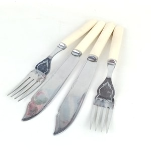 Vintage elegant Fish Dinner set, 2 person fish cutlery set, Fish Cutlery British, vintage, Chromium plated