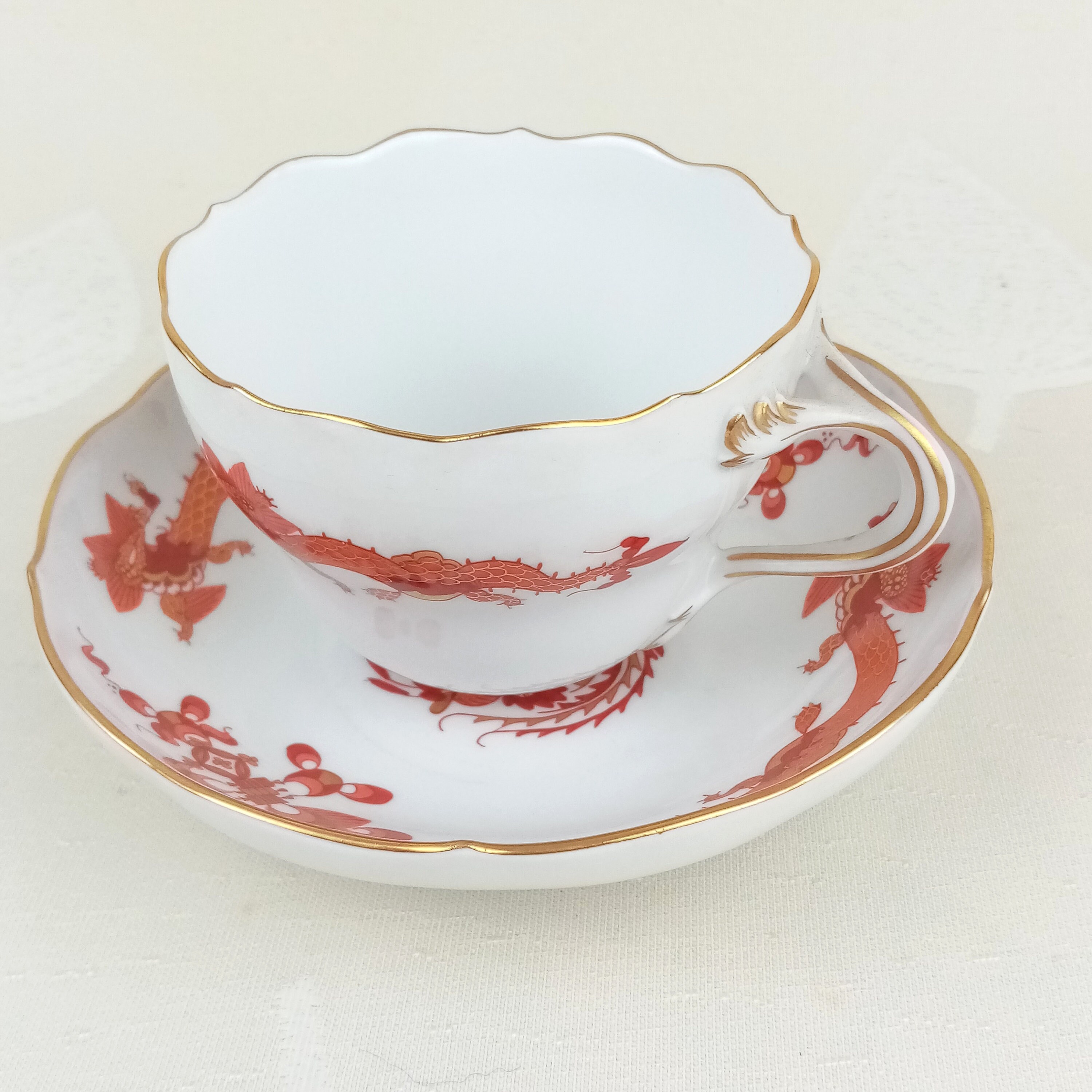Meissen Tea Coffee Cup Saucer Plate Set, Meissen Red Dragon, Gold Trim Crossed Swords After 1934