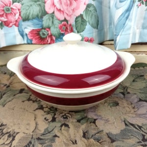 Vintage Lidded Soup Tureen and Vegetable Bowl, J. Maddock & Sons, Ivory Ware, pottery, Vintage retro, 1950s, Made in England, 8.25&quot;