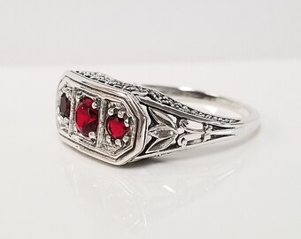 #117 ANTIQUE NOUVEAU DESIGN GENUINE RUBY AND PEARL 925 SILVER RING SIZE 9