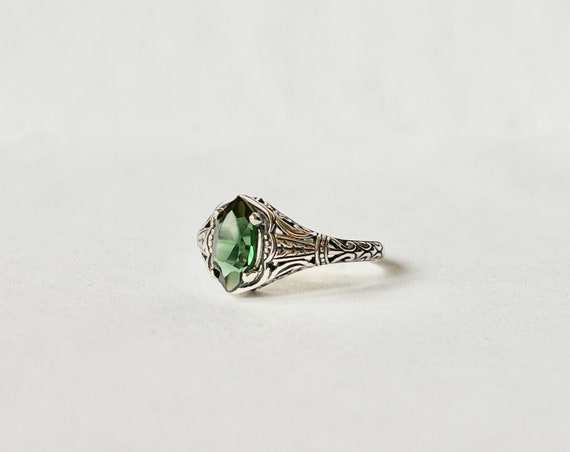 Vintage Maruiqse Emerald Ring // Solid Sterling S… - image 3