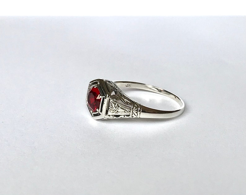 RESERVED Antique Ruby CZ Ring // Solid Sterling Silver Size 9 Rings. Estate Filigree Carved Silver, Hexagon Ruby Red Ring. 1 Carat Ruby image 5