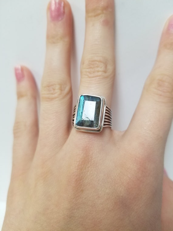 Unique Labradorite Ring // Solid 925 Sterling Sil… - image 3