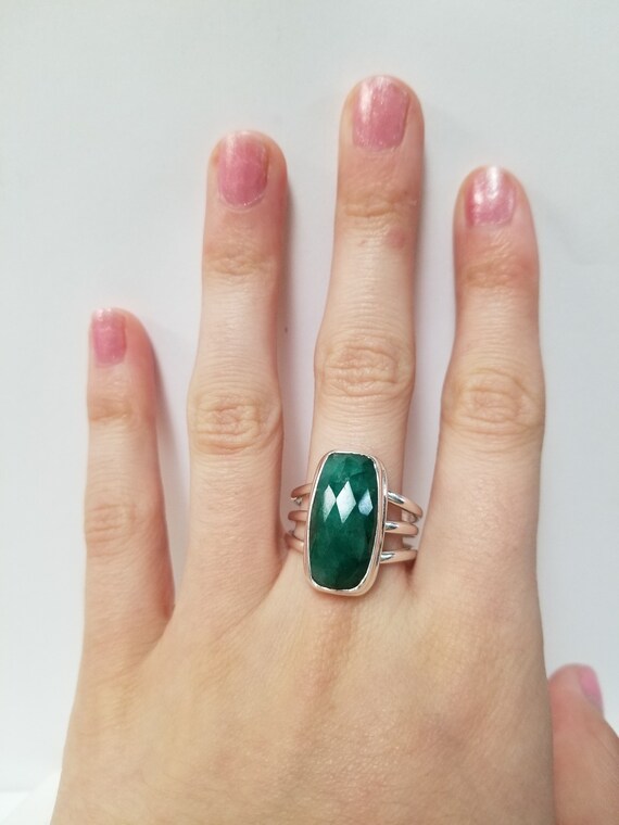 Vintage Emerald Ring // Solid 925 Sterling Silver… - image 2