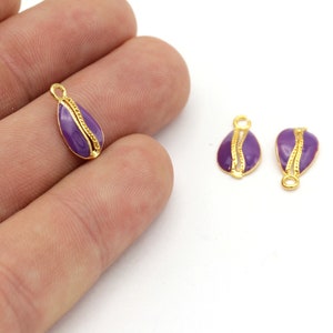 1 Pcs 24k Shiny Gold Plated Cowrie Charms , Colored Shell Pendant, Cowrie Necklace, Small Gold Cowrie, Boho Charms, ( 8x15mm ) , GLD-585