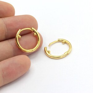 2 Pcs ( 1 Pair ) 24k Shiny Gold Plated Earring Findings, plain Leverback Findings 20mm EAR-255