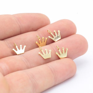 10x11mm 24k Gold Plated  Crown Charms , King Pendant, Gold Charms, Connector, GLD-358