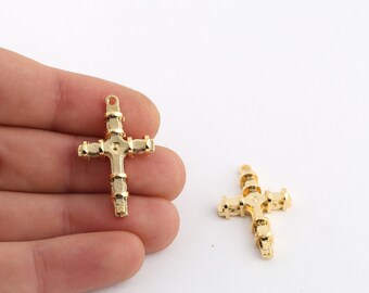 20x31mm 24k Glänzend vergoldeter Kreuz Anhänger,Kreuz Halskette,Vergoldeter Jesus Anhänger,Kreuz Fundstücke,Religiöses Themen,Religiöses Symbol,GLD-1018