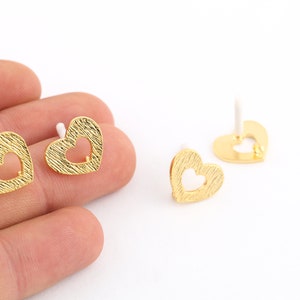 1 Pair 13x15mm 24k Shiny Gold Plated Hammered Heart Earring Post , Earring Findings, Making Earring , Heart Earring, Earring Post, EAR-361
