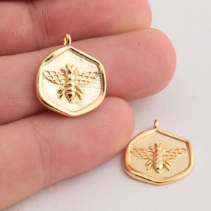 24k Shiny Gold Plated Bee ,Bee Necklace, Bee Pendant, Bee Jewelry, Bee Charms, (17x19mm) GLD-294