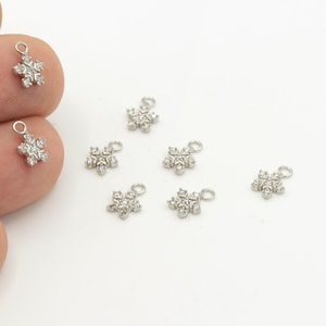 Silver Plated Snowflake Charms, Micro Pave Snowflake Pendant, CZ Snowflake, Silver Plated Snowflake Jewelry, Zircon Charms,7x10mm ZRK-497