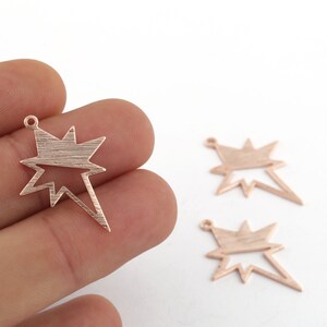 1 Piezas 21x30mm Oro Rosa Chapado Texturado North Star Charm, North Star Charms, Pendientes Charms, North Star Pendant, Pole Star Charm, RSGLD-464