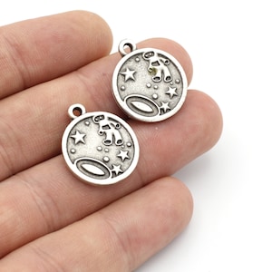 2 Pcs Antique Silver Medallion ,Astronaut Medallion Pendant , Astronaut Necklace , Galaxy Coins , Antique Medallion ,( 20x23mm)- ANT-6