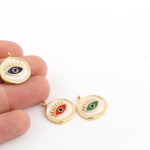 18x21mm 24k Glänzend Vergoldete Emaille Evil Eye, Emaille Evil Eye Anhänger, Emaille Auge Schmuck, Perle Weiß Evil Eye, Evil Eye Charms, GLD-1003