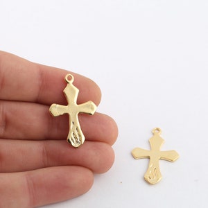 20x31mm 24k Shiny Gold Plated Cross Charm,Cross Necklace,Gold Plated Jesus Pendant,Cross Findings,Religious Themed,Religious Symbol,GLD-1020