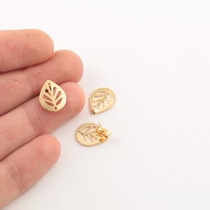 1 Pair 11x14mm 24k Shiny Gold Plated Leaf Earring, Leaf Stud Earrings, Leaf Post Earring, Leaf Earring, Gold Plated Earring Findings EAR-466