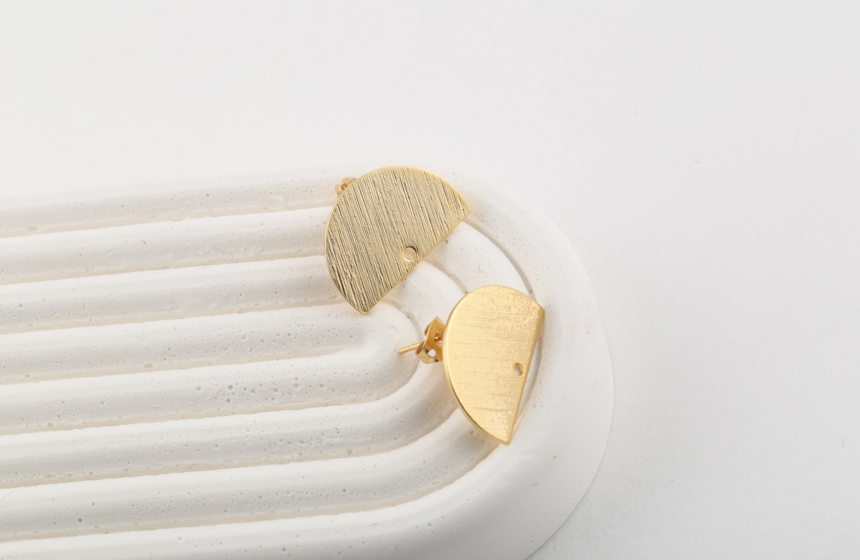 24k Shiny Gold Plated Moon Earring, Textured Earrings, D Shape Earrings, Gold Plated Moon Earrings, Earring Findings, 14x22mm, EAR-460