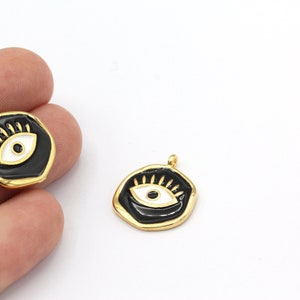 24k Shiny Gold Plated Evil Eye , Witte boze oog hanger op marine blauw, Oog sieraden, Yoga Sieraden, Evil Eye Charms, ( 18x21mm) GLD-591