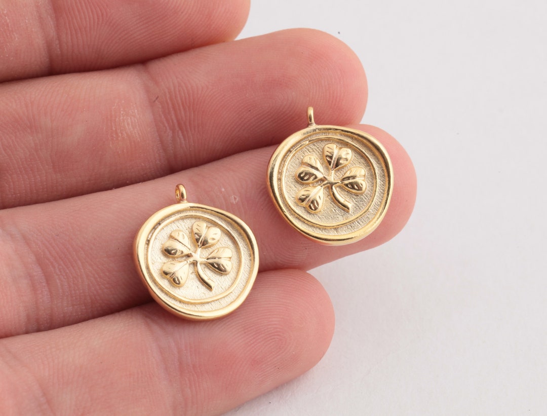 24k Shiny Gold Plated Clover Charms , Coin Clover Pendants, Gold Clover ...
