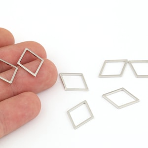10 Pcs 15x20mm Rhodium Plated Triangle Charms , Tiny Necklace Triangle , Tiny Triangle Charms , Necklace Pendant ,Geometric Charms ,SLVR-362
