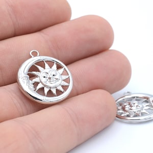 Moon and Sun Face Pendant, Silver Plated Necklace Pendant , Sun Necklace,Moon Necklace, ( 21x24mm ) SLVR-169