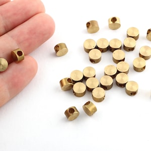 7mm Raw Brass Round Coins, Flat Round Beads, Stamping tag , Barrel , Spacer Beads, Solid Brass Beads, Round,DS-RW-262