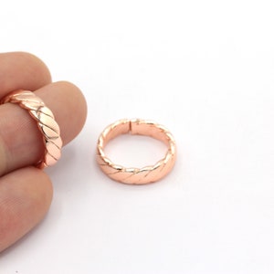 1 Pcs 18-19mm Rose Gold Plated adjustable ring, Croissant Signet Ring in Rose Gold , Minimalist Dome Ring , Chunky Ring , Twist Ring DSR-55